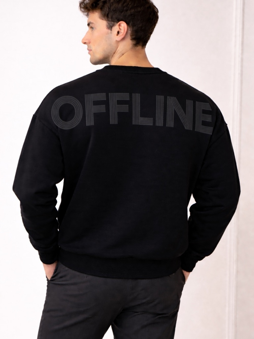 NWOT Aerie Unisex Black Crewneck Sweater